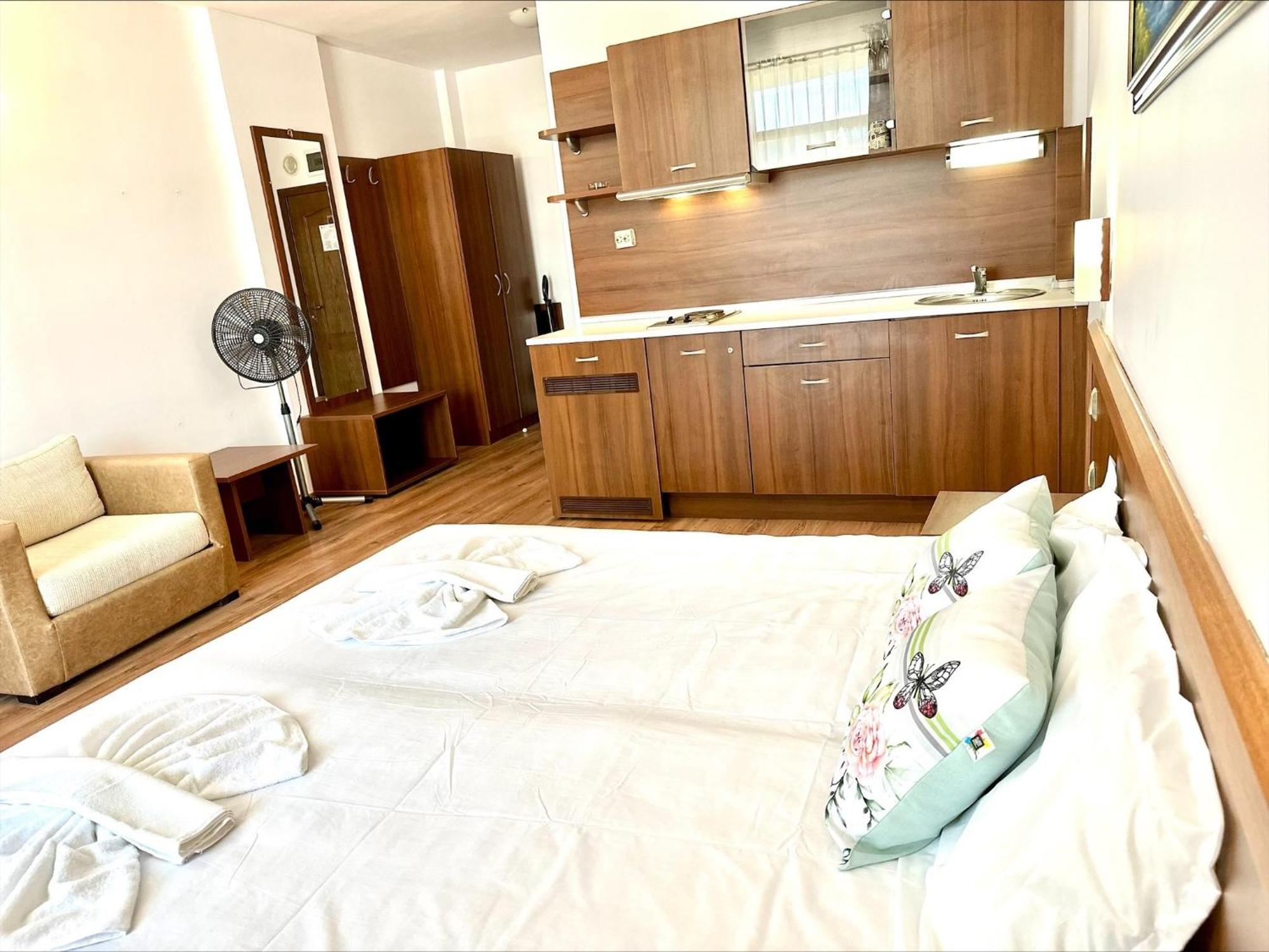 Grenada - Menada Apartments Pantai Sunny Bilik gambar