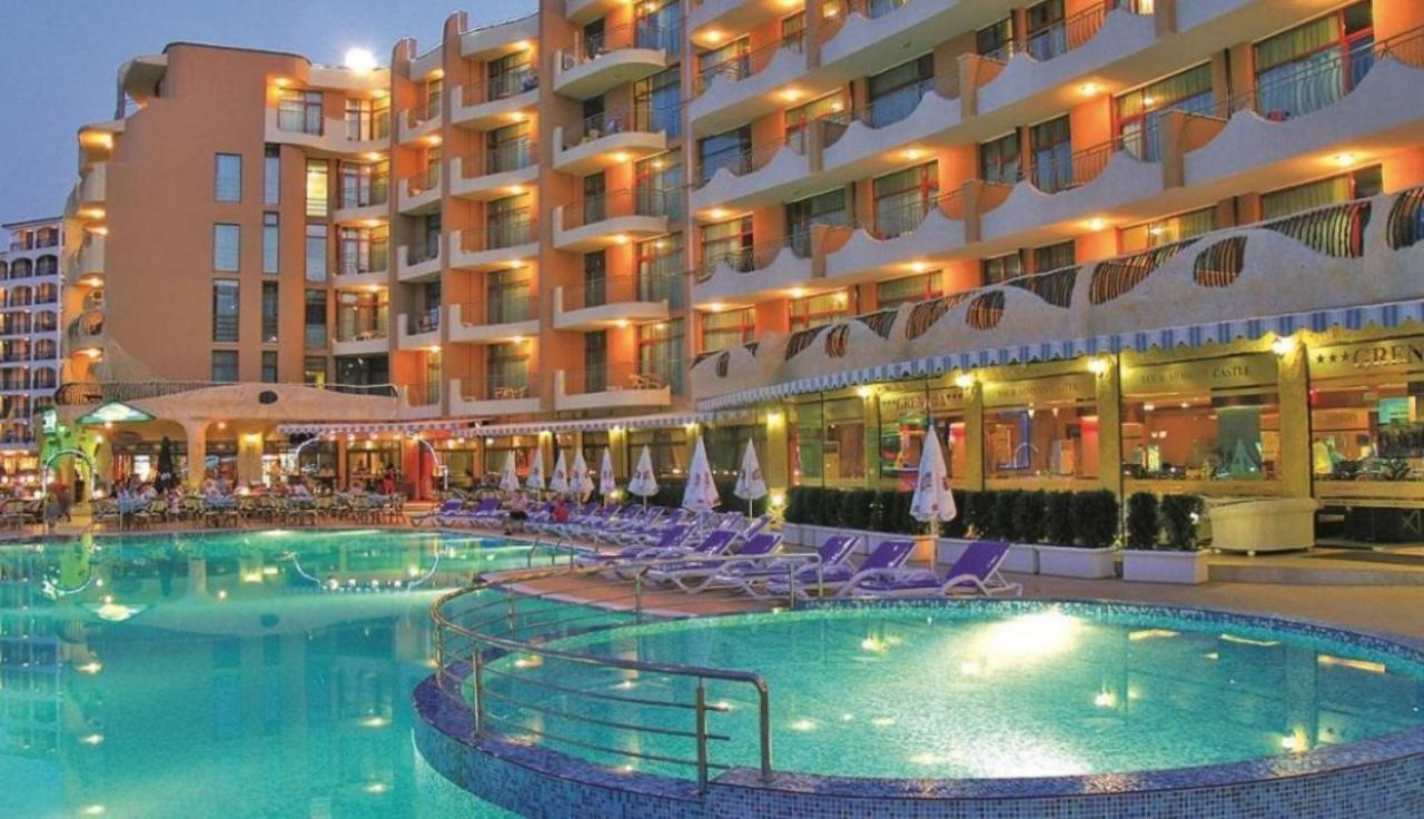 Grenada - Menada Apartments Pantai Sunny Luaran gambar